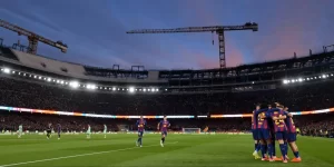 Barca trở lại Camp Nou: Công trường ngổn ngang, linh hồn vẹn nguyên_695b54f9d80c6.webp