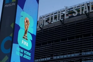 Canh bạc giá vé World Cup 2026 và cuộc chiến người hâm mộ_695b57427c053.webp