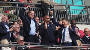 John Textor và ván cờ sinh tử quanh thương vụ mua lại Wolverhampton_695b55b787d3e.jpeg