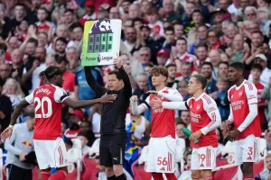 Kỷ nguyên 5 quyền thay người: Giải pháp thất bại làm thay đổi cả Ngoại hạng Anh ?_695b5570ed775.webp