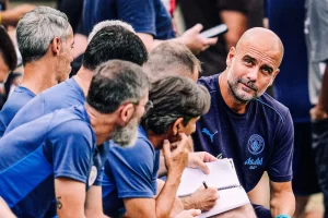 Nỗi ám ảnh hoàn hảo: Pep Guardiola qua lăng kính của các trợ lí_695b53a5ef718.webp
