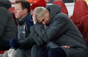 Nỗi lòng của Arsene Wenger: “Ông im lặng ngồi đó, nhìn tình yêu của họ nhạt phai”_695b592a399d9.jpeg