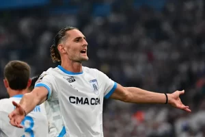 Vì sao một cuộc xô xát lại khiến Marseille đuổi cổ Rabiot?_695b580103d03.webp